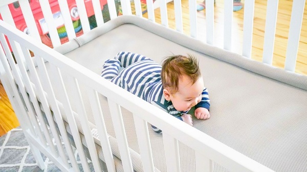 Cách chọn nệm cũi trẻ sinh sinh tốt nhất cho giấc ngủ ngon